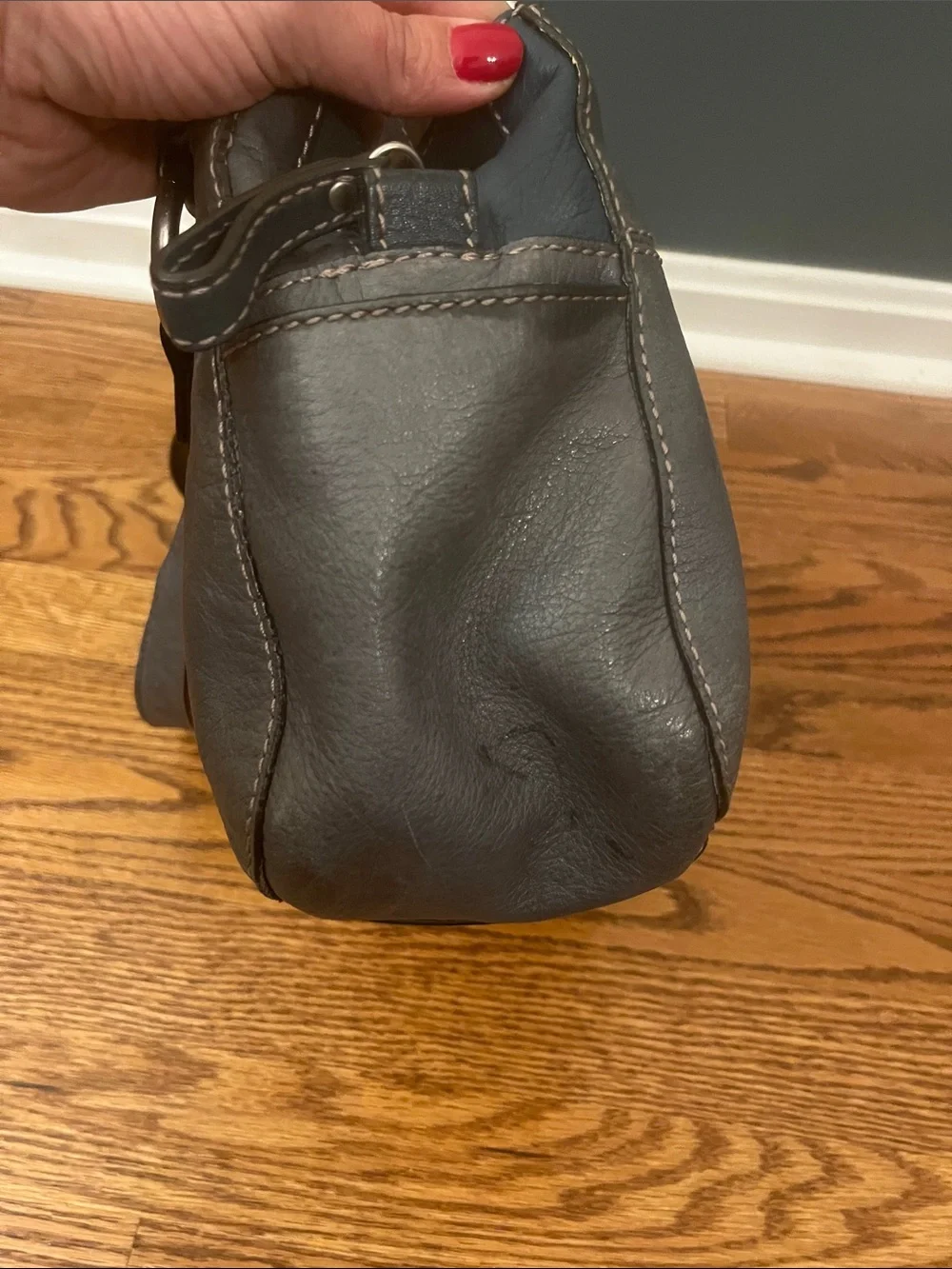 Vintage Fossil leather east-west shoulder bag